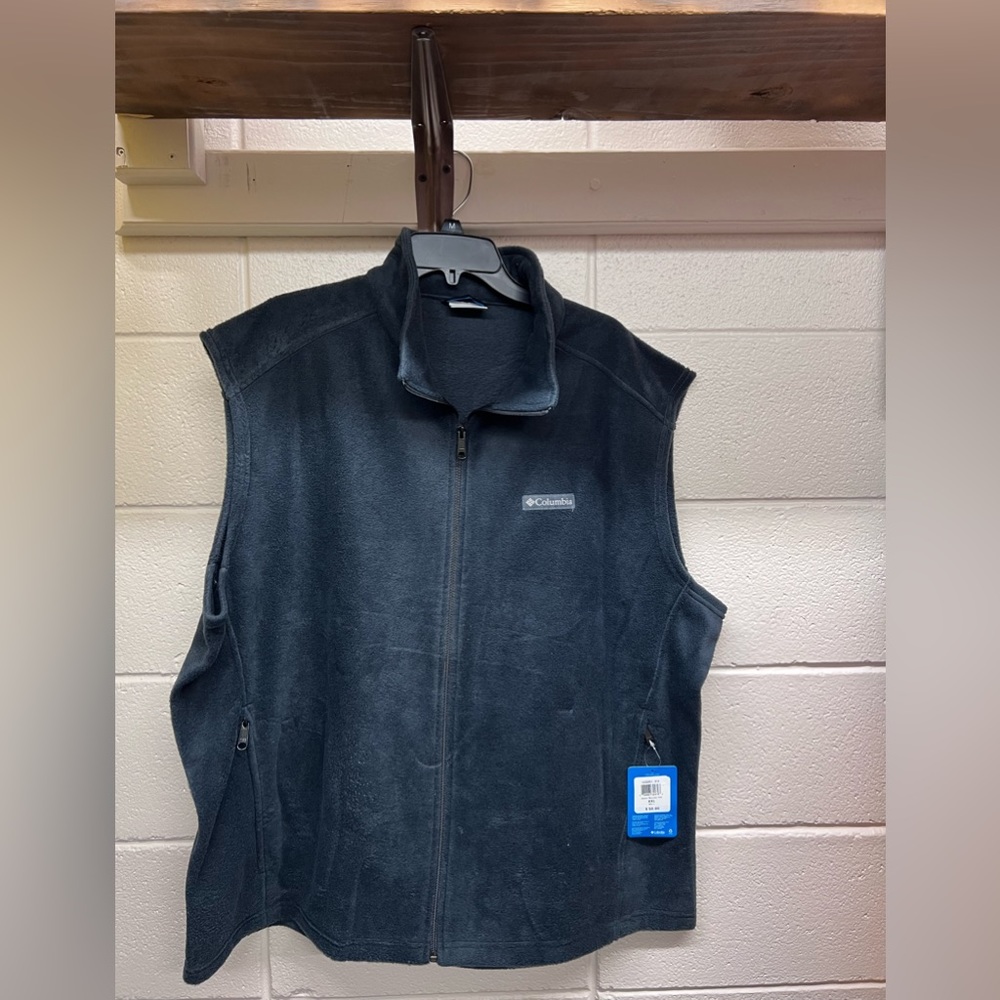Men’s Columbia Vest